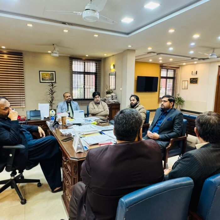 Syed Aun Shah Finalized Student Pitches for the Final Interview during the visit to UET